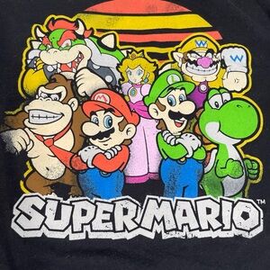 Nintendo Super Mario Characters T-Shirt - Black Size L